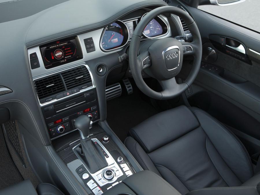 Торпедо Audi Q7 V12 TDI Quattro (4L) 2008 года  (AU) (фото 14 из 16)